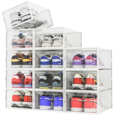 Immagine di BAKAJI 12 x Scatole per Scarpe Portascarpe Impilabili con coperchi, Assemblaggio Facile, Porta Salvaspazio Trasparenti, Contenitori Box Organizer Portaoggetti, (Set Pz, 33.5 23 14.5 cm)