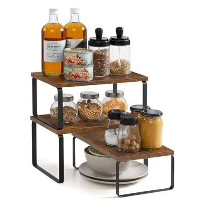 Immagine di SONGMICS Organizzatori Armadio da Cucina, Set di 3 Scafali Banco, Impilabili, Portaspezie Espandibile, in Metallo e Legno Ingegnerizzato, Nero Opaco Marrone Vintage KCS220K02