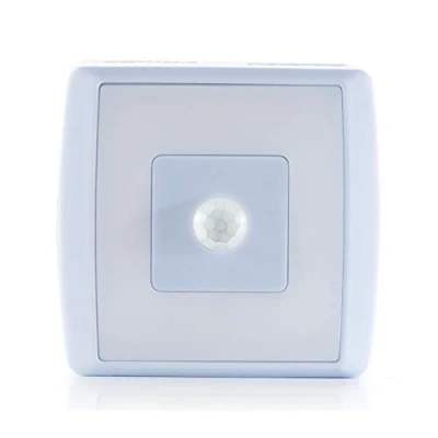 Immagine di Reer luce notturna e per armadio Nightguide, soffusa focalizzata ideale il cambio del pannolino l&#039;allattamento notturno, di colore blu