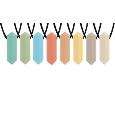 Immagine di Tilcare Chew Collana sensoriale a forma di matita, 8 pezzi, ideale per bambini o adulti che amano mordere soffrire autismo, giocattoli da masticare in silicone perfettamente strutturato,