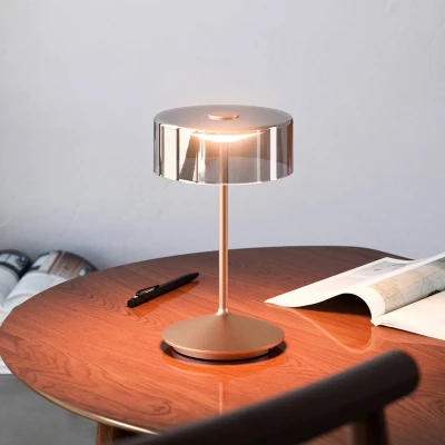Immagine di Sigor Numotion Lampada da tavolo ricaricabile a LED, bronzo, vetro, IP54, dimmerabile
