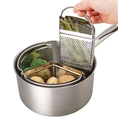 Immagine di Saucepan Triple Divider and Separator Set Saves Energy Space When Cooking. Three Part Professional 18cm Stainless Steel Strainer. Vegetables, Potatoes, Mussels, Boiled Eggs. Pan Not Included.
