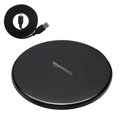 Immagine di Amazon Basics Tappetino di ricarica wireless da 15 W con certificazione Qi (iPhone 15/14/13/12/11/X, Samsung), cavo USB (senza adattatore CA), nero