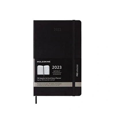 Immagine di Moleskine Agenda Settimanale Professionale 2023, 12 Mesi con Layout Verticale e Suddivisione Oraria, Copertina Rigida, Formato Large 13 x 21 cm, Colore Nero