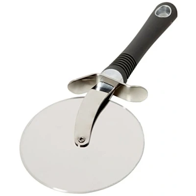 Immagine di PRO TOOLS &amp; SOFT GRIP KitchenCraft Rotella Tagliapizza Acciaio Inox, 10 cm, Manico Ergonomico, Grigio/Argento, 28 x 18 cm