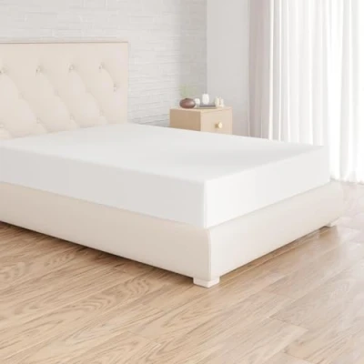 Immagine di Amazon Basics Lenzuolo con angoli in microfibra, 90 x 200 30 cm, Bianco brillante