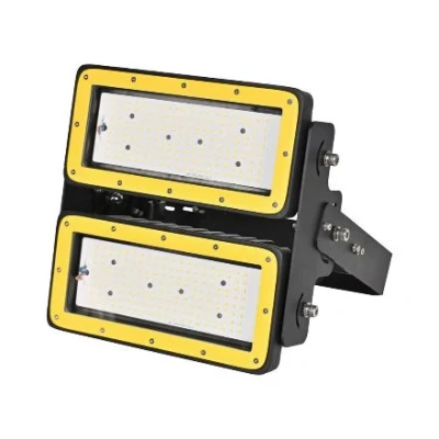 Immagine di Luce LED MultiLED Pro, 150W, Kerbl Adatto per Bovini Mucche Vacche Maiali Suini Galline Pollame Polli Pecore Agnelli Capre