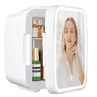 Immagine di YASHE Mini Frigo per Camera, Skincare con Specchio LED, Piccolo da 4 L portatile, Termoelettrico, Riscaldatore e Raffreddatore 220V AC / 12V DC Auto, Ufficio, Dormitorio (bianco)