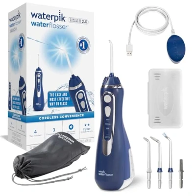 Immagine di Waterpik Idropulsore Portatile, 3 Impostazioni di Pressione, Assicura la Rimozione della Placca Dentale ed è Utilizzabile in Viaggio o Bagni Piccoli, Batteria Ricaricabile, Blu (WP 583EU)