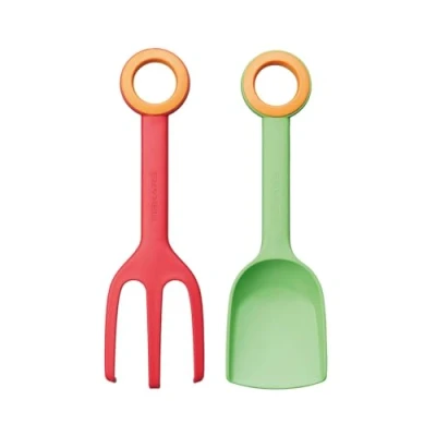Immagine di Fiskars Trapiantatore e Forca da giardinaggio per Bambini, Set 2 in 1, Lunghezza: 24 cm, Plastica rinforzata con fibra di vetro, Verde/Arancione Rosso/Arancione, MyFirst Fiskars, 1062471