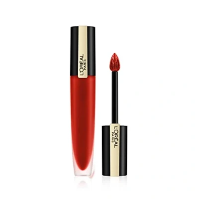 Immagine di L&#039;Oréal Paris Tinta Labbra Rouge Signature Empowereds, a Lunga Tenuta, Formula Leggera e Finish Extra Matte, 138 Assured, 8,5 ml