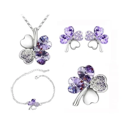 Immagine di Fortunato Quadrifoglio Set di Gioielli donna Cuore cristallo Bracciale Collana Orecchini Anello 4 Ciondolo in Acciaio Inox con Trifoglio Regali Anniversario per Ragazze (Purple)