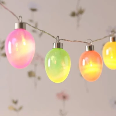 Immagine di Lights4fun Ghirlanda Luminosa a 10 Uova di Pasqua in Vetro con LED Bianco Caldo Pile Timer Decorazione Pasquale per Interni