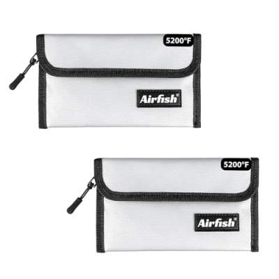 Immagine di Airfish 2 Pezzi Sacchetti per Soldi Ignifughi, 12.7 x 20cm, Borsa sicura Contanti, Oggetti di Valore e Passaporto con Rivestimento in silicone Chiusura a Cerniera Argento