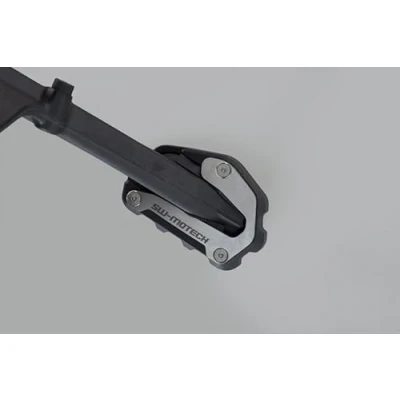 Immagine di SW MOTECH COPRIPIEDI LATERALE BMW R 1300 GS (23 ) NERO/ARGENTO