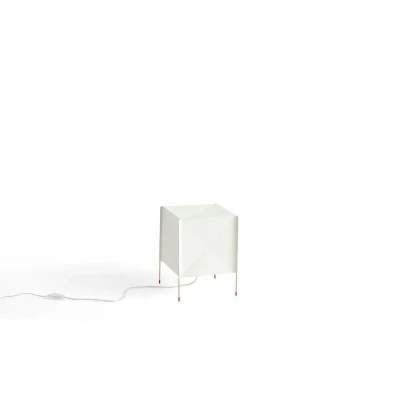 Immagine di Lampada da tavolo Paper Cube di HAY