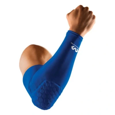Immagine di McDavid Compression Arm Sleeve with Elbow Pad for Men and Women