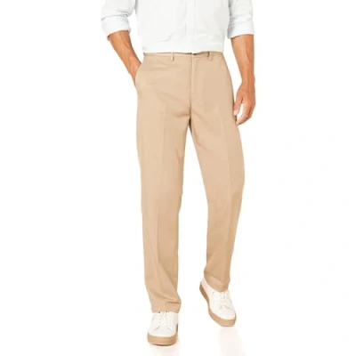Immagine di Amazon Essentials Pantaloni Classici con Vita Espandibile e Piatti sul Davanti Uomo, Marrone Kaki, 32W / 30L