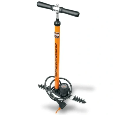 Immagine di SKS GERMANY RENNKOMPRESSOR pompa da pavimento per bici (attacco MULTI VALVE, tubo in metallo e base ghisa, manometro di precisione alta qualità, pressione massima: 16 bar, 230 PSI), arancione