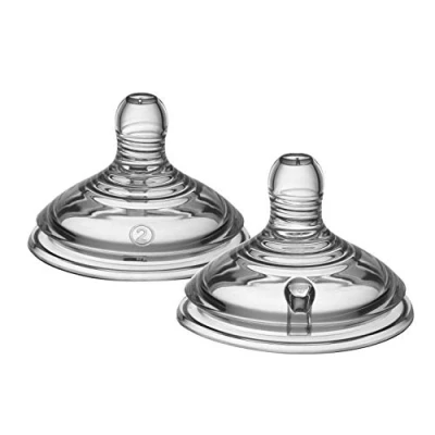 Immagine di Tommee Tippee Closer to Nature Tettarella, Simile al Seno con Valvola Anticolica, Silicone Morbido Flusso Medio, 3 Mesi +, Confezione da 2, Colore e design possono variare