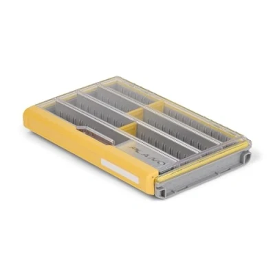 Immagine di Plano EDGE Utility Box 3600 Standard Impermeabile Scatole per attrezzi da pesca con divisori pretagliati, protezione antiruggine, esche