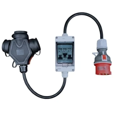 Immagine di RoadEu adattatore ad alta corrente, spina CEE 32A, 380V su 220V, 3X scatola fusibili con 3 X interruttore di protezione del cavo 16A &quot;C&quot;, 1 metro.