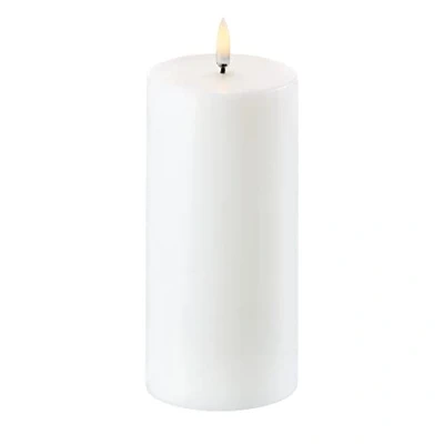 Immagine di Piffany Copenhagen Uyuni Lighting Candela a LED Pillar 7,8 x 15 cm, in vera cera bianca, funzione timer per 6 ore, nessun rischio di incendio, nessuna formazione fuliggine e odore