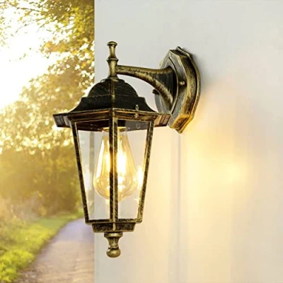 Immagine di Lampada da parete con braccio PARIS design rustico a lanterna color oro antico E27 impermeabile IP44 Applique per esterni giardino terrazzo