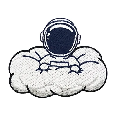 Immagine di Finally Home Toppa termoadesiva da applicare con l&#039;astronauta in una nuvola Toppe divertenti spaziali, Alien Ufo, stirare