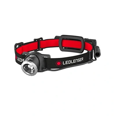 Immagine di Ledlenser H8R Torcia frontale LED, ricaricabile con batteria al litio 18650, 600 lumen, messa a fuoco regolabile, autonomia fino 120 ore, luce rossa posteriore, orientabile, cavo di ricarica USB