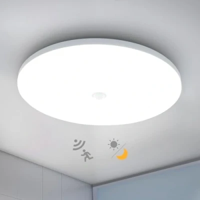 Immagine di Combuh LED plafoniera con Sensore di Movimento y Crepuscolare,18W 1800LM Ø30CM Lampada da soffitto Rotonda, 6500K Bianco Freddo IP44 Impermeabile moderna per Corridoi Scale Garage