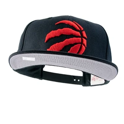Immagine di Mitchell &amp; Ness Toronto Raptors NBA Team Ground 2.0 Original Fit Nero Berretto Snapback Regolabile