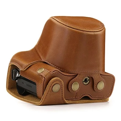 Immagine di Megagear Olympus Om D E M10 Mark Iii (14 42Mm) Ever Ready Custodia In Finta Pelle Per Fotocamera Con Tracolla Marrone Chiaro Mg1347