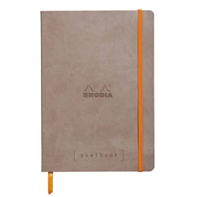 Immagine di RHODIA 117744C Taccuino flessibiIe BULLET JOURNAL GOALBOOK talpa A5 Puntinato Dot 240 pagine Carta Clairefontaine Avorio 90g 2 Segnapagina, Chiusura con elastico Copertina Simil Cuoio