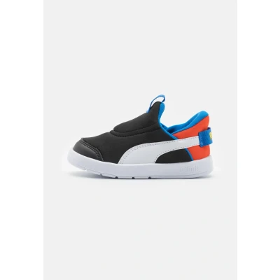 Immagine di PUMA Courtflex v3 SLIPTECH Inf, Sneaker Unisex Bimbi 0 24, Black White Redmazing, 26 EU