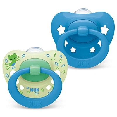 Immagine di NUK Signature ciuccio 18 36 mesi Calma il 95% dei bambini Succhietti a forma di cuore in silicone senza BPA Custodia compresa Stelle blu 2 pezzi