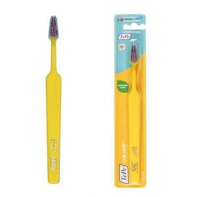 Immagine di TePe Colour, spazzolino regular, setole Soft, Giallo, 1 pz x confezione