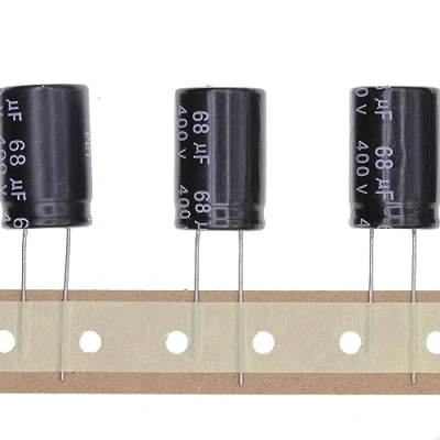 Immagine di 10 Pezzi 400V 68UF Condensatore elettrolitico in alluminio plug 16x25 16 * 25mm