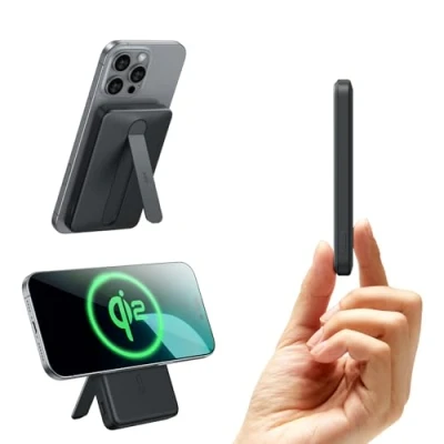 Immagine di ESR Kickstand Power Bank MagSafe Certificato Qi2, Capacità di 5,000mAh da 15W, Ricarica Rapida, Display LED, Caricatore Portatile Ultracompatto 2 cm, Cavo USB C per iPhone 16/15/14/13/12, Nero