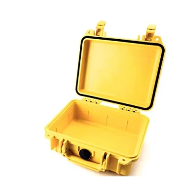 Immagine di PELI 1200 Valigia rigida in polipropilene di protezione, IP67 Impermeabile e a prova polvere, Capacità 4L, Prodotto USA, Senza schiuma, Colore Giallo