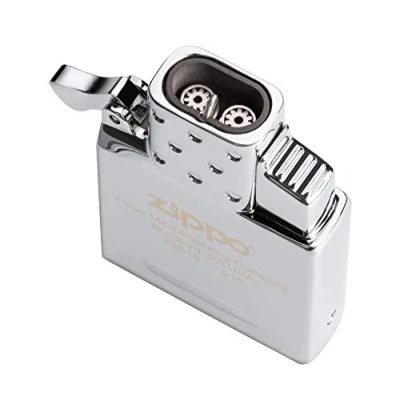 Immagine di Accendino Zippo® Inserto Torcia Doppia a Gas® 65827, Antivento Ricaricabile, si Adatta Perfettamente Qualsiasi Zippo, Realizzato Interamente in Metallo, Ottima Idea Regalo