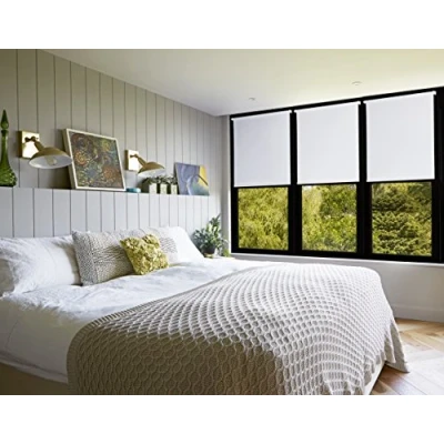Immagine di Amazon Basics Tenda a rullo oscurante con rivestimento in colore coordinato, 56 x 150 cm, Nero