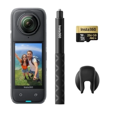Immagine di Insta360 X4 Starter Pack Action Cam 360 8K Impermeabile, Video Grandangolari in 4K, Selfie Stick Invisibile. Protezioni Lenti Rimovibili, Autonomia Batteria 135 min, Editing IA, Stabilizzazione
