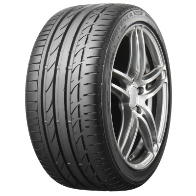 Immagine di Bridgestone S001RFTXL 225/40 R18 92Y auto Pneumatici estivi BMW: 1 Hatchback, 3 Touring, Coupe, VOLKSWAGEN: GOLF 7, 5, 6 8109