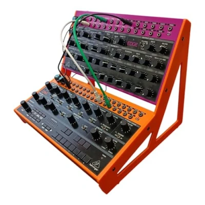 Immagine di Acid Console Eurorack Supporto per desktop, 2 x Behringer Edge, Crave, Spice o Grind, angolo di 15 e 60, colore: Arancione fluo