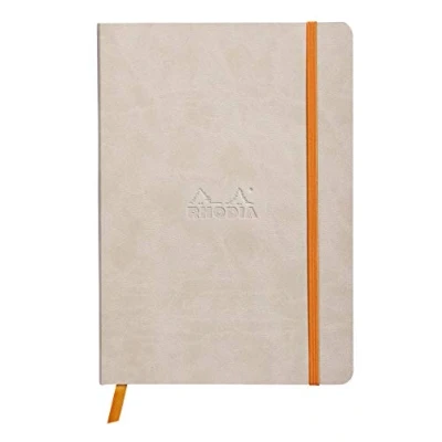 Immagine di RHODIA 117455C Taccuino flessibile Beige A5 Puntinato Dot 160 pagine Carta Clairefontaine Avorio 90 g/m Segna pagina, Chiusura con elastico Copertina Simil Cuoio Collezione Rhodiarama