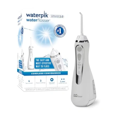 Immagine di Waterpik Idropulsore Portatile, 3 Impostazioni di Pressione, Assicura la Rimozione della Placca Dentale ed è Utilizzabile in Viaggio o Bagni Piccoli, Batteria Ricaricabile, Bianco (WP 580EU)
