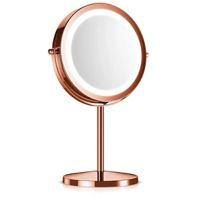 Immagine di Navaris Specchio ingrandente con Luce LED Luminoso 5:1 ingrandimento x5 specchietto Girevole per Il Trucco da appoggio Integrata Rame