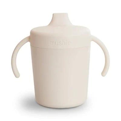 Immagine di mushie Sippy Cup Made in Danimarca Coperchio e maniglie a torsione resistente alle perdite, 6 mesi + (avorio)