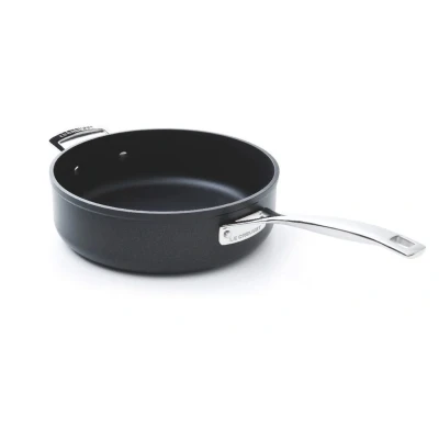 Immagine di Le Creuset Skillet Les Forgees TNS 26 cm / 3.8 Liter standard non stick coating